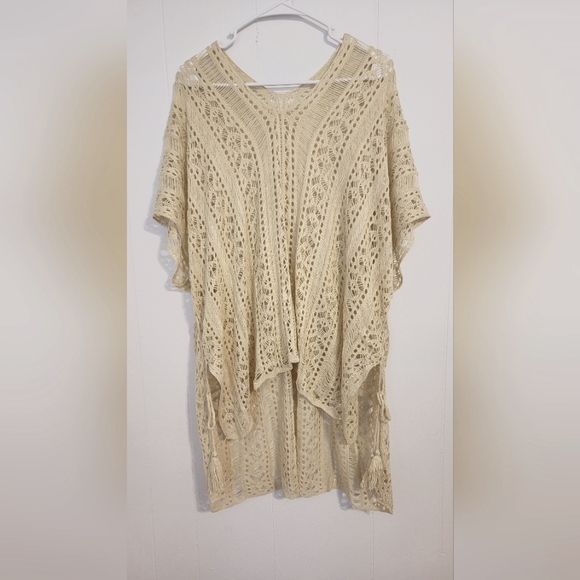 Unbranded Other - Bathing suit cover EUC